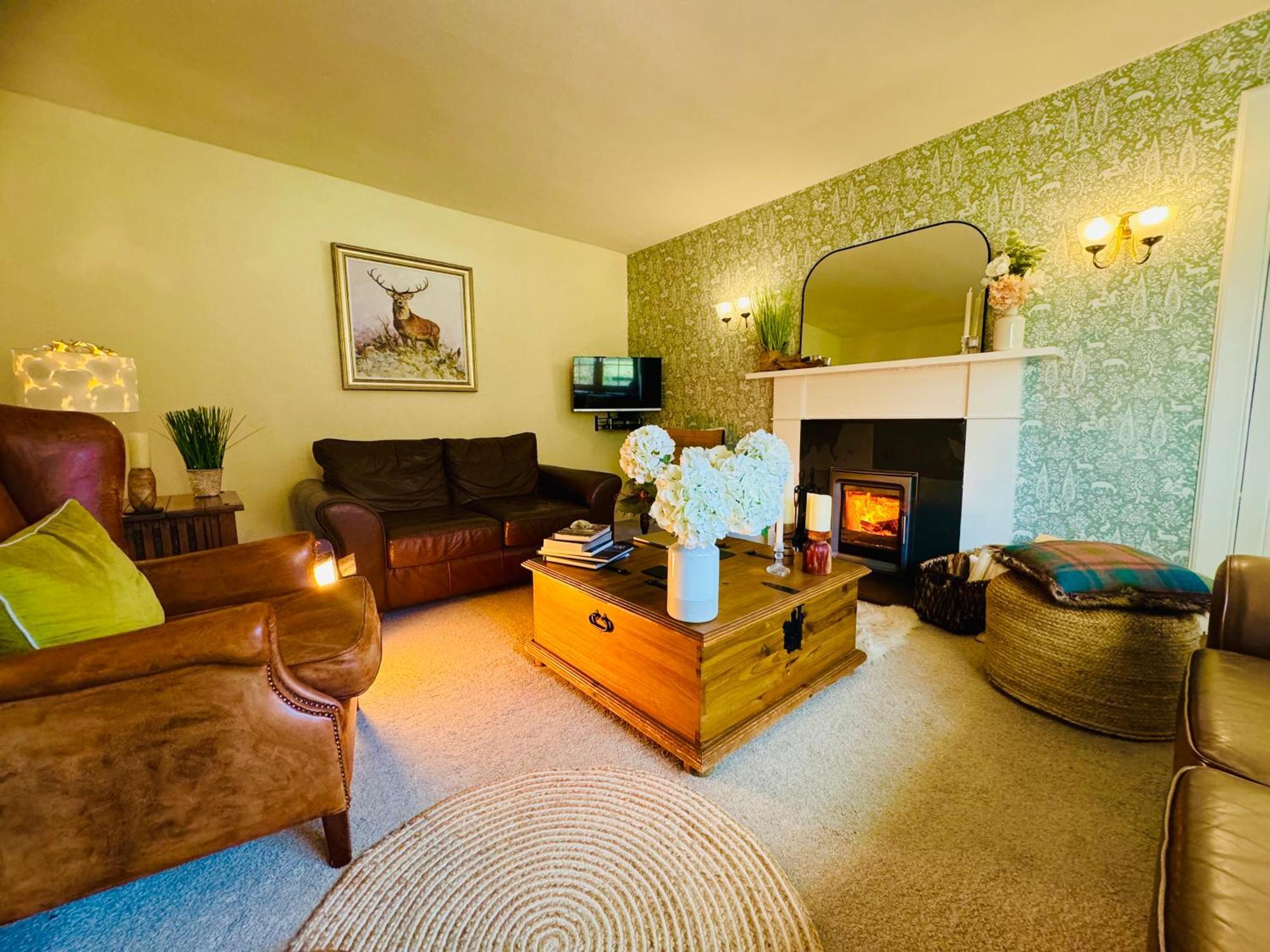 Rosemount Cottage Two - Highland Cottage Гарв Екстер'єр фото